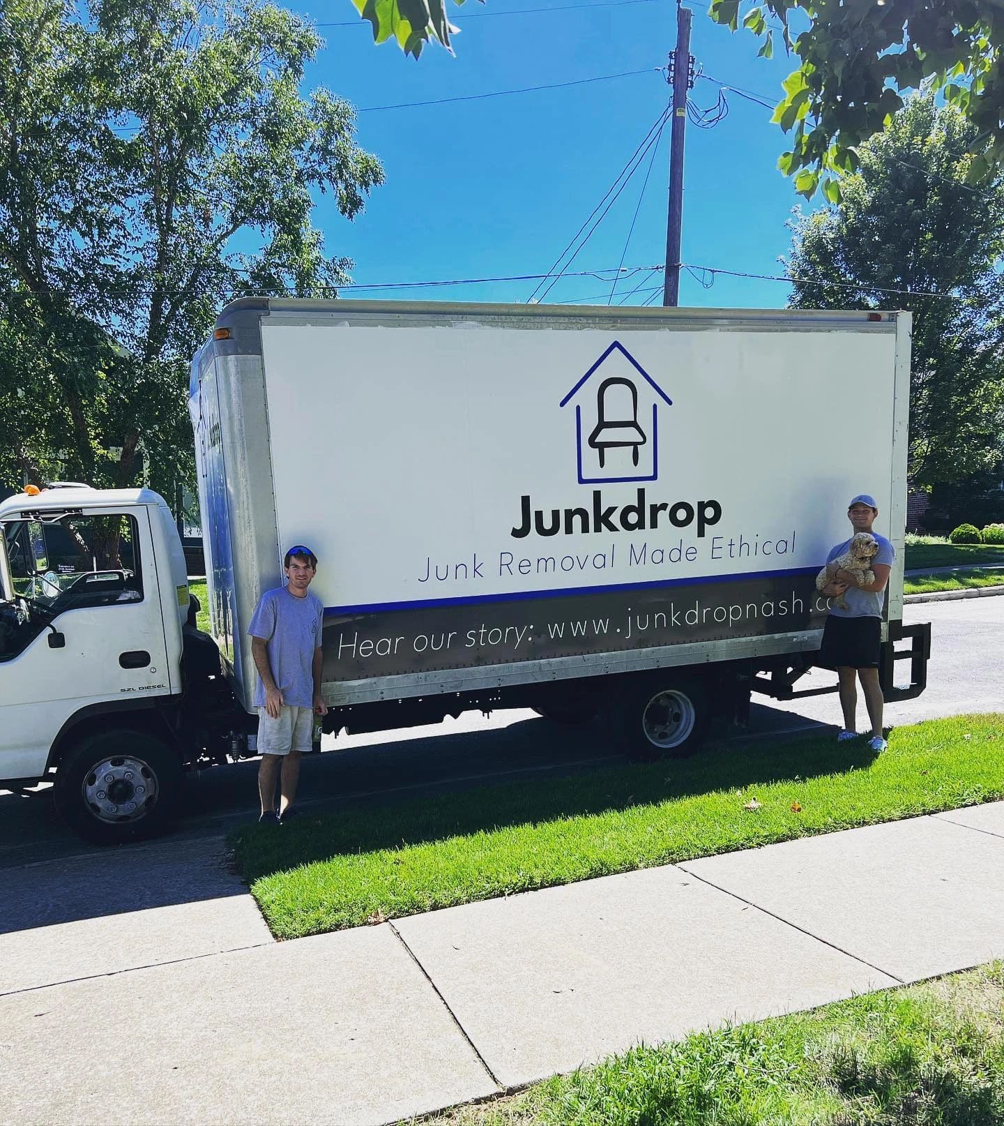 How to remove junk in Nashville?