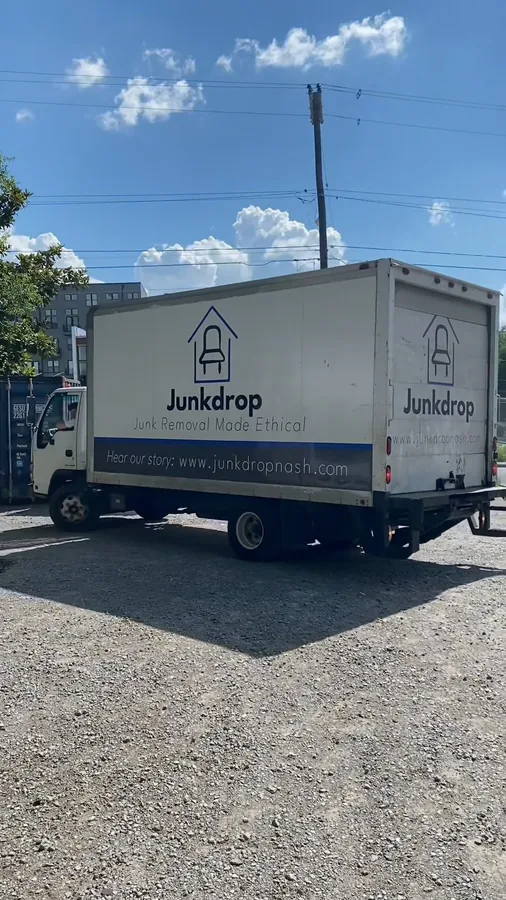 Junkdrop box truck on a pickup route